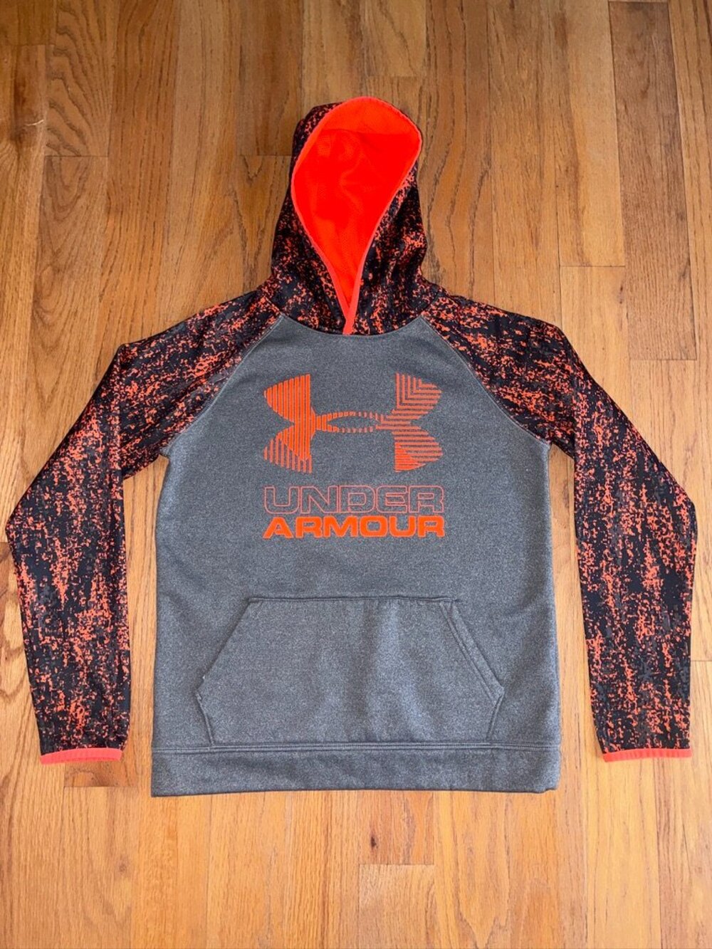 Under Armour ColdGear Gray Orange Printed Sleeve Hoodie Youth Large